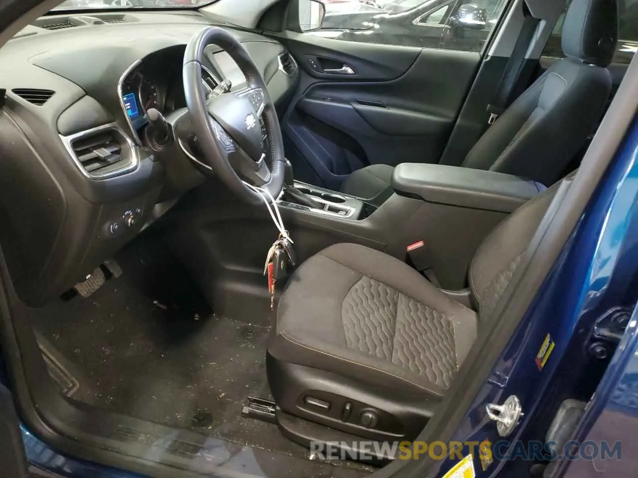 7 Photograph of a damaged car 3GNAXKEV4ML330739 CHEVROLET EQUINOX 2021