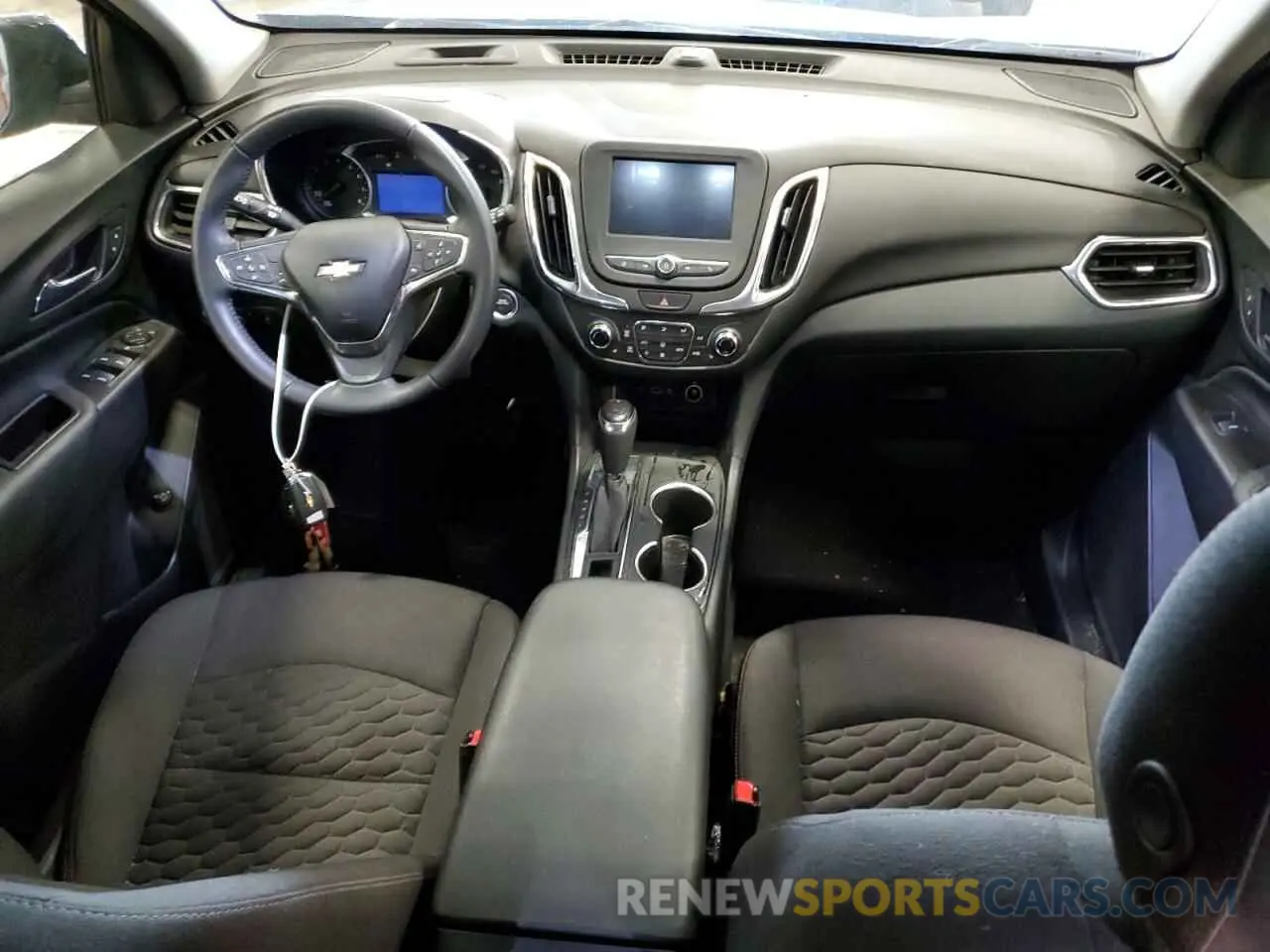 8 Photograph of a damaged car 3GNAXKEV4ML330739 CHEVROLET EQUINOX 2021