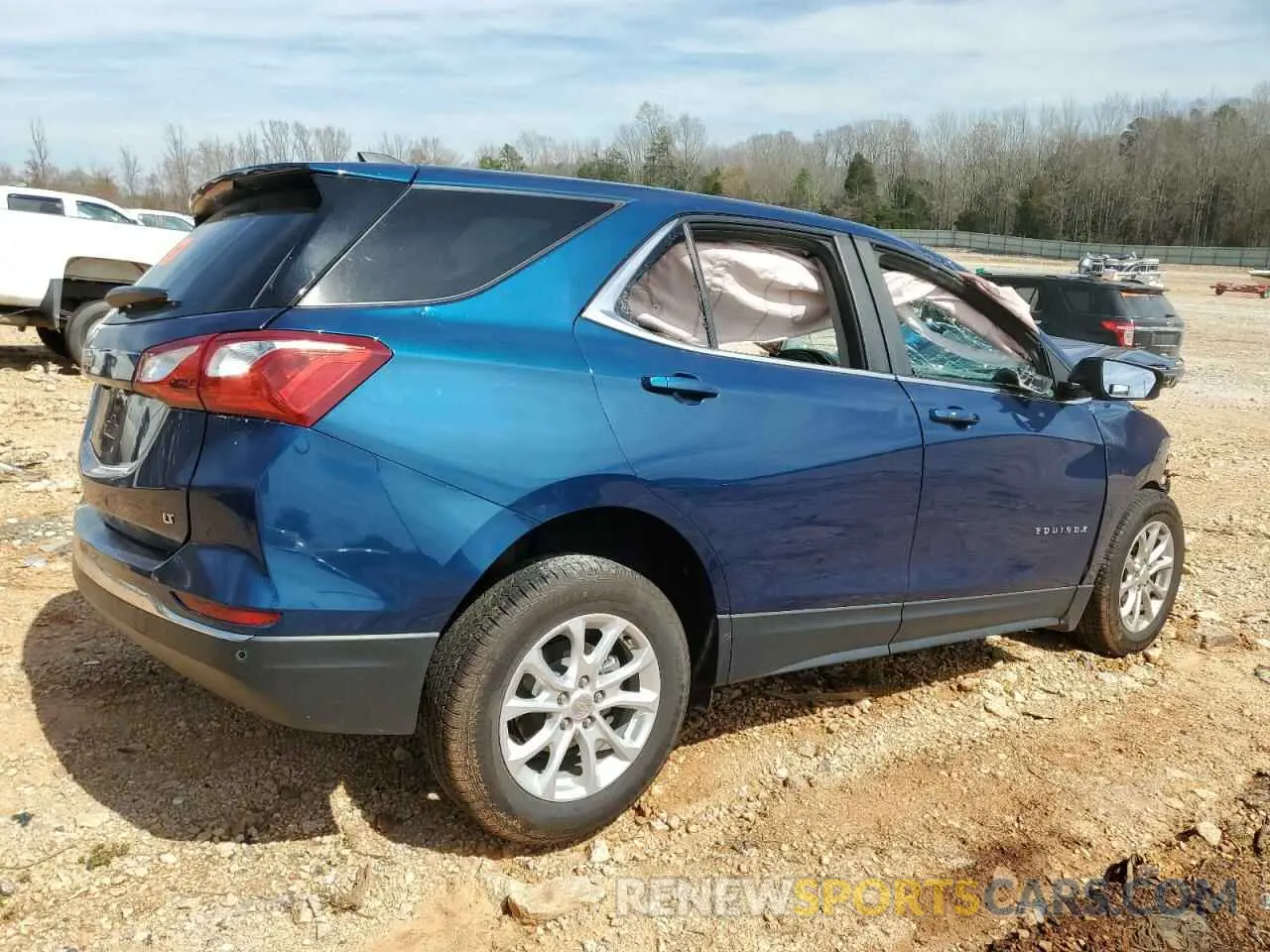 3 Photograph of a damaged car 3GNAXKEV4ML352286 CHEVROLET EQUINOX 2021