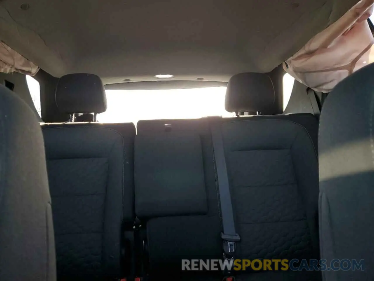 10 Photograph of a damaged car 3GNAXKEV4ML380217 CHEVROLET EQUINOX 2021