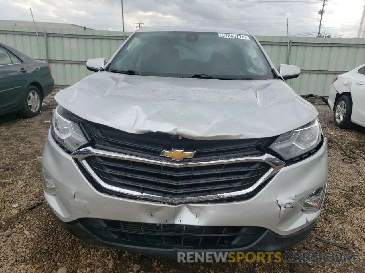 5 Photograph of a damaged car 3GNAXKEV4MS101760 CHEVROLET EQUINOX 2021