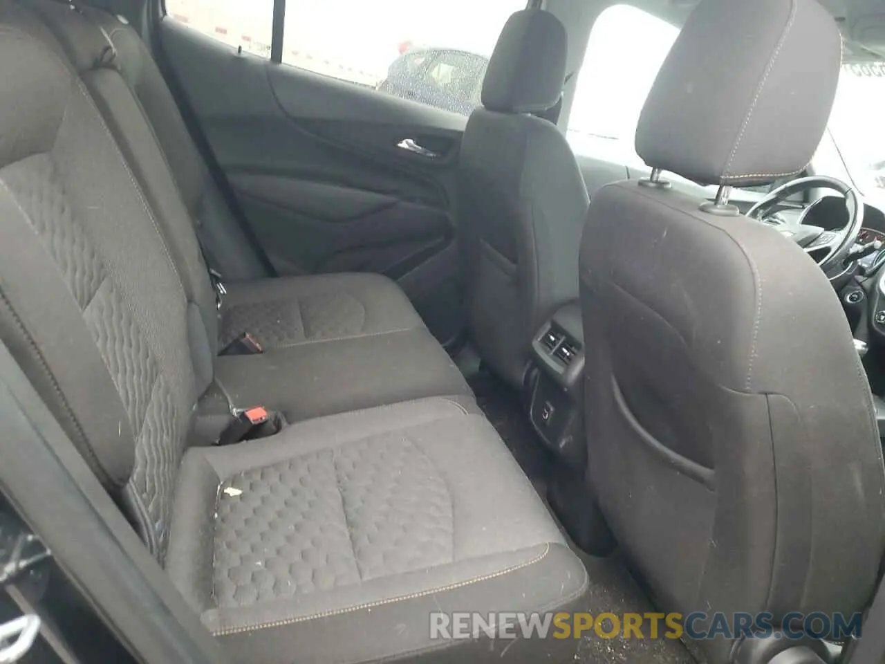 10 Photograph of a damaged car 3GNAXKEV4MS111043 CHEVROLET EQUINOX 2021
