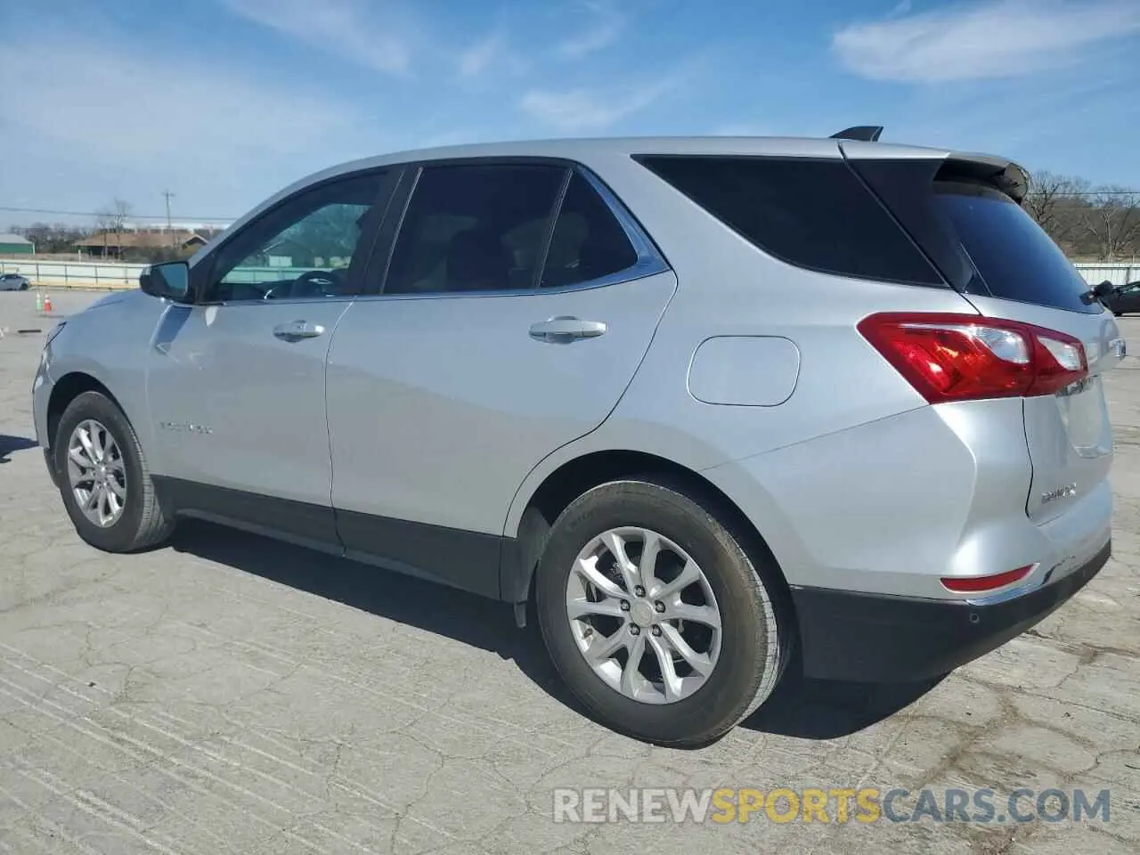 2 Photograph of a damaged car 3GNAXKEV4MS154684 CHEVROLET EQUINOX 2021