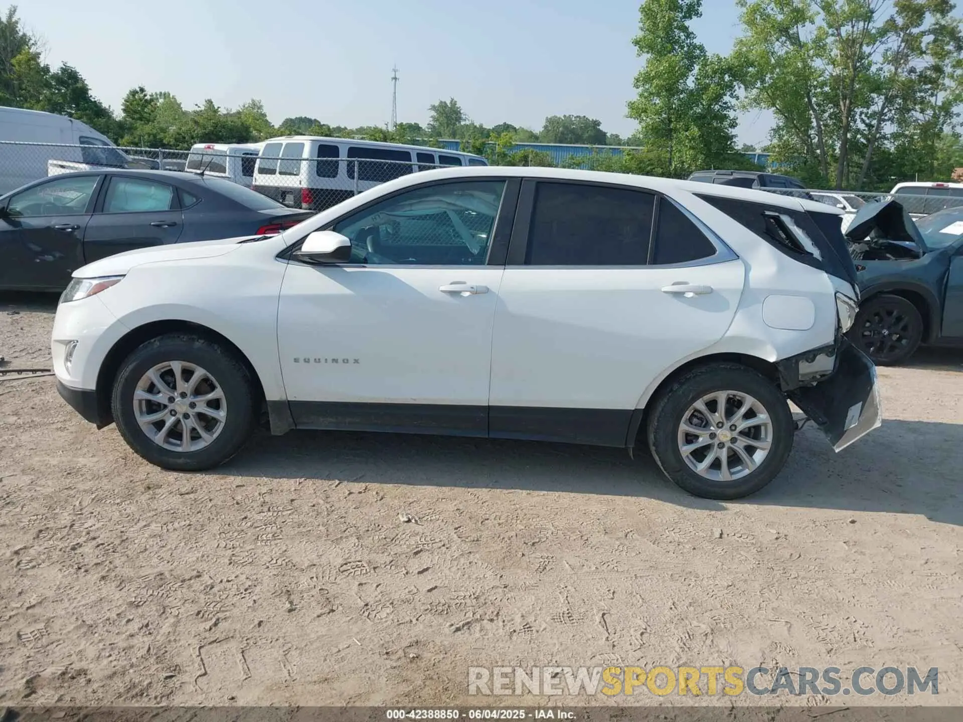15 Photograph of a damaged car 3GNAXKEV5MS103310 CHEVROLET EQUINOX 2021