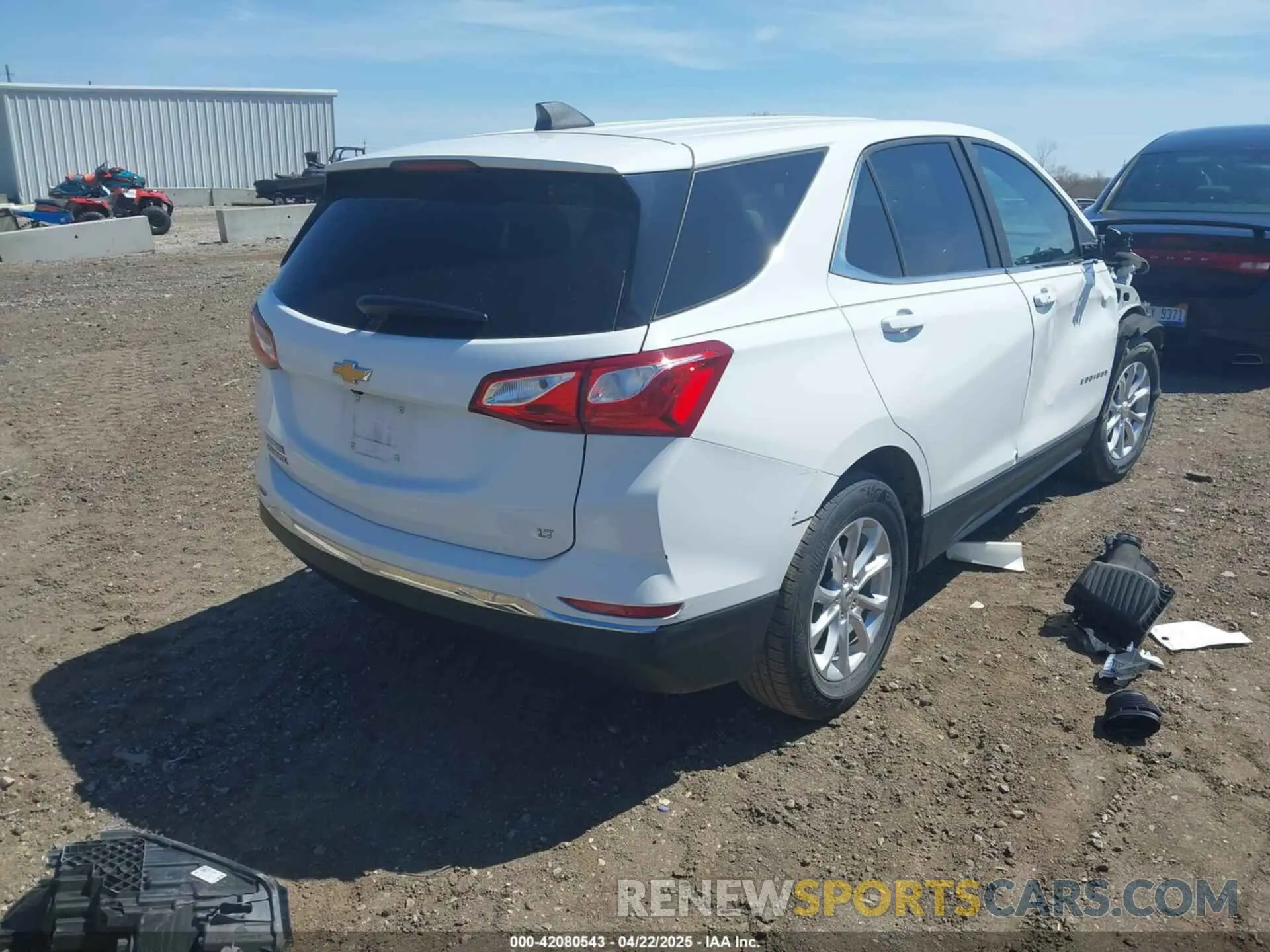 4 Photograph of a damaged car 3GNAXKEV5MS138218 CHEVROLET EQUINOX 2021