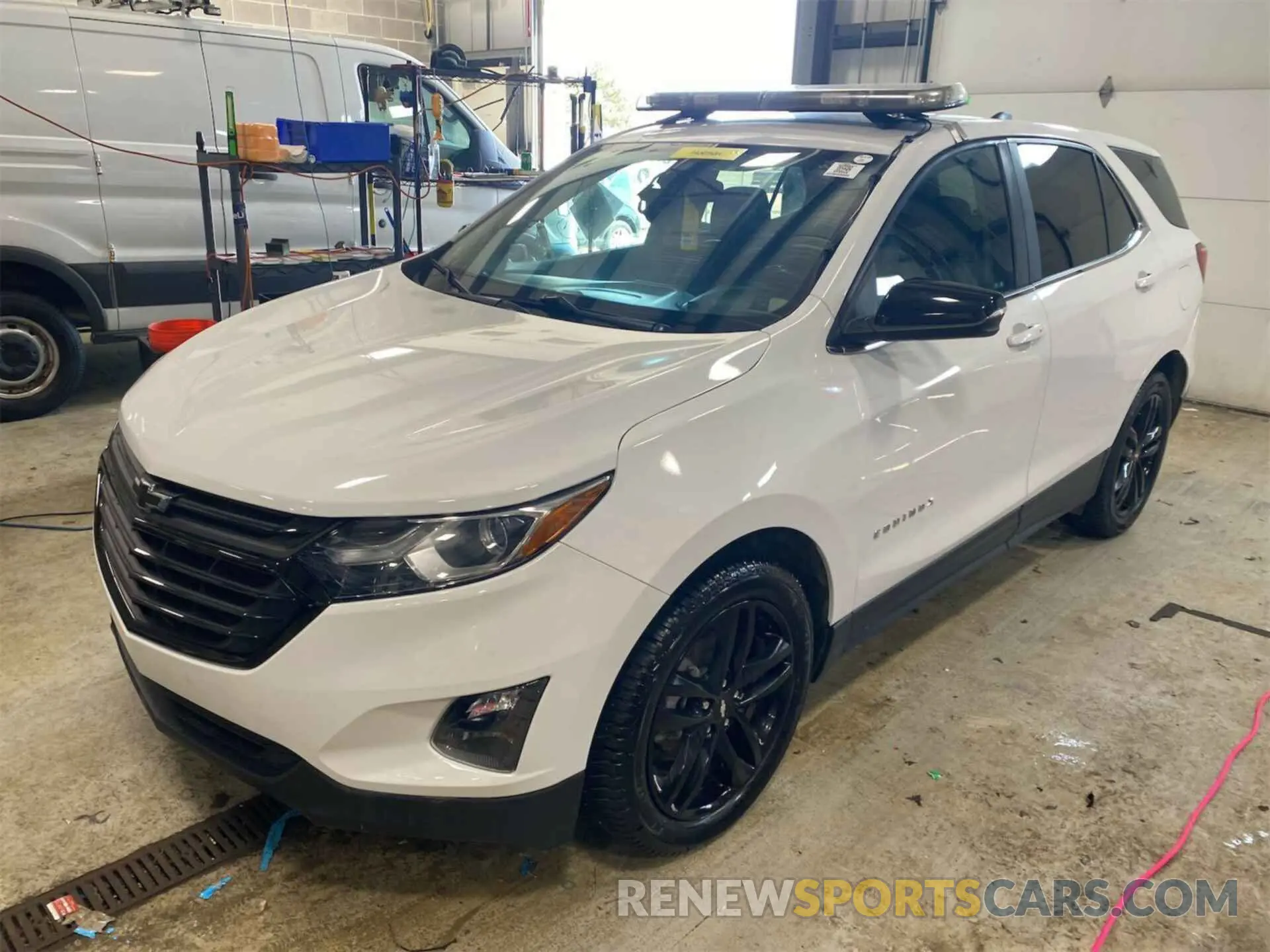 17 Photograph of a damaged car 3GNAXKEV5MS182445 CHEVROLET EQUINOX 2021