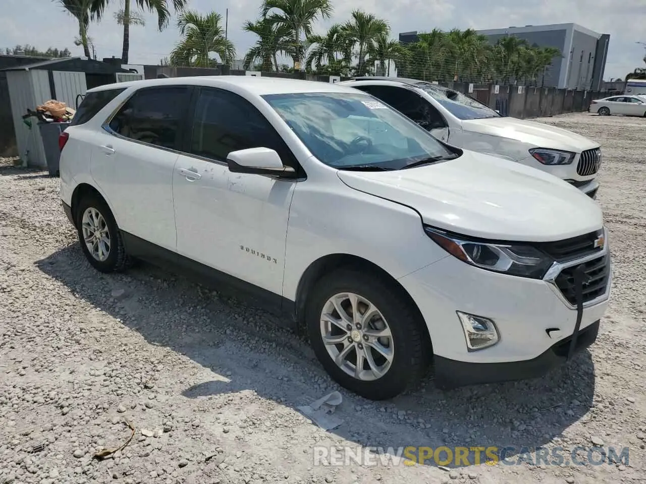 4 Photograph of a damaged car 3GNAXKEV6MS180655 CHEVROLET EQUINOX 2021