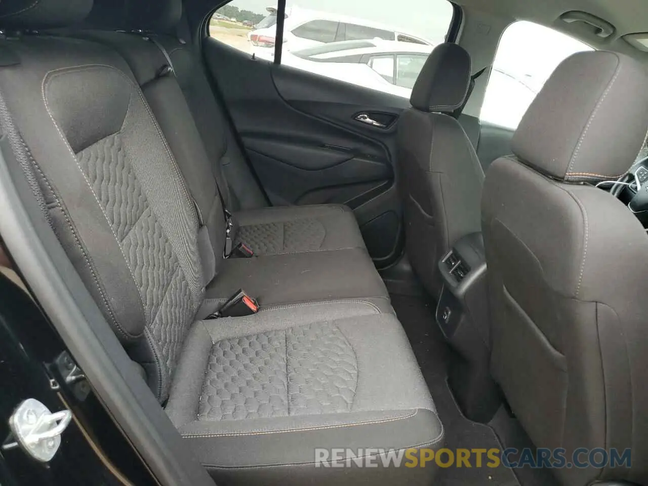 11 Photograph of a damaged car 3GNAXKEV7ML365324 CHEVROLET EQUINOX 2021