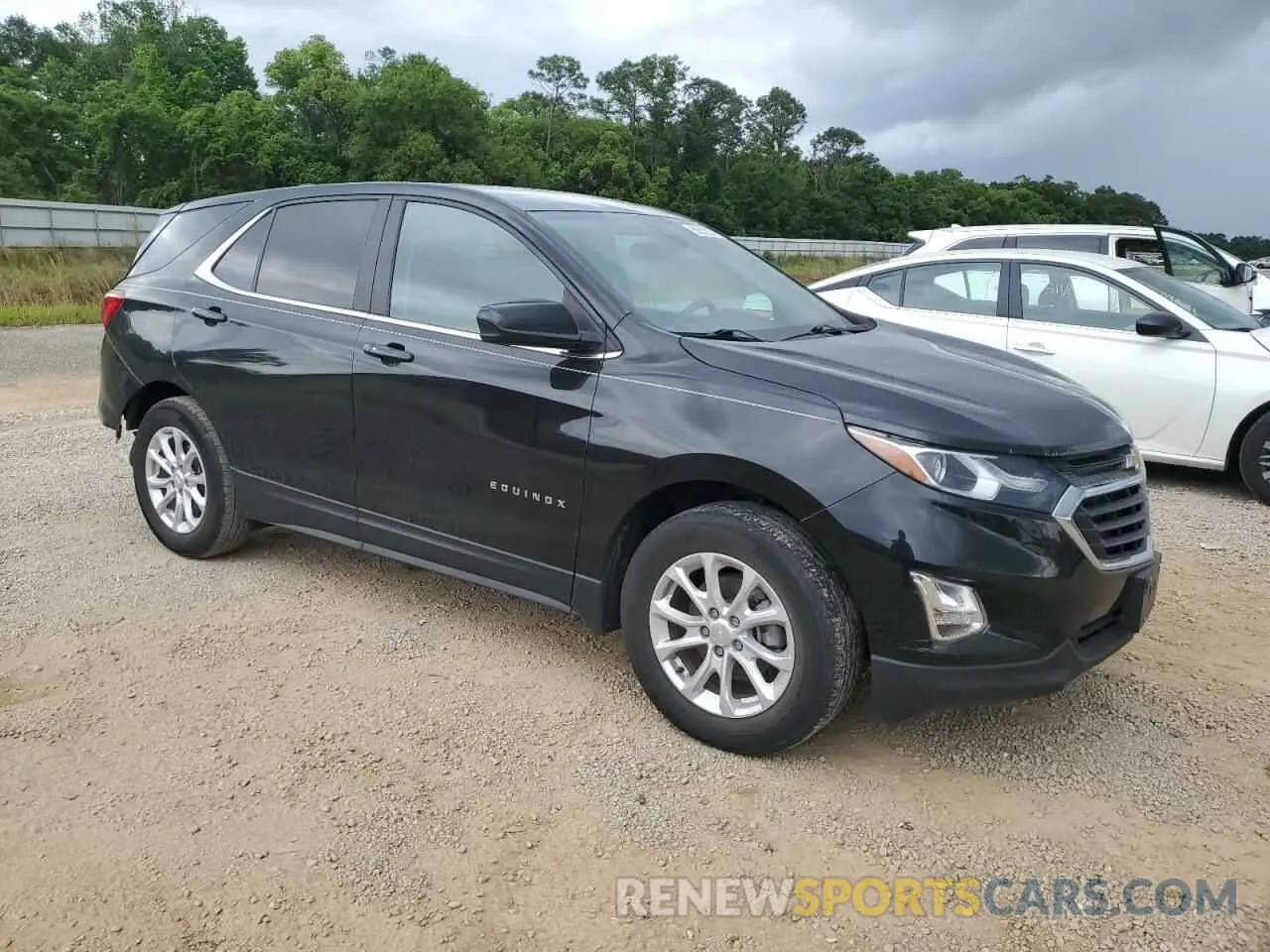 4 Photograph of a damaged car 3GNAXKEV7ML365324 CHEVROLET EQUINOX 2021
