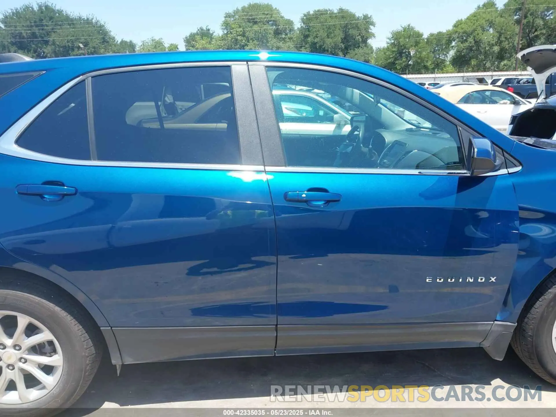 13 Photograph of a damaged car 3GNAXKEV7ML365811 CHEVROLET EQUINOX 2021