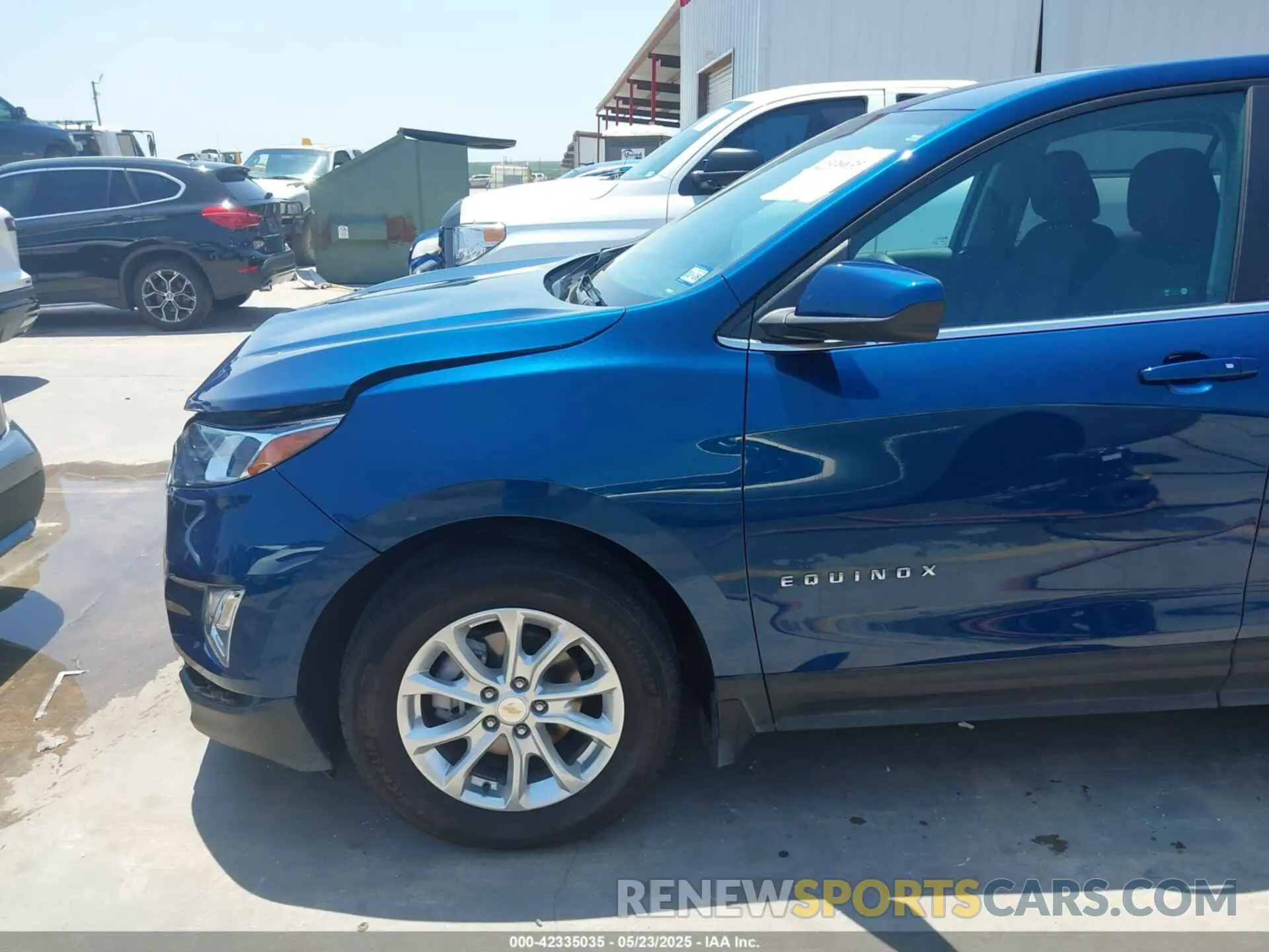 19 Photograph of a damaged car 3GNAXKEV7ML365811 CHEVROLET EQUINOX 2021