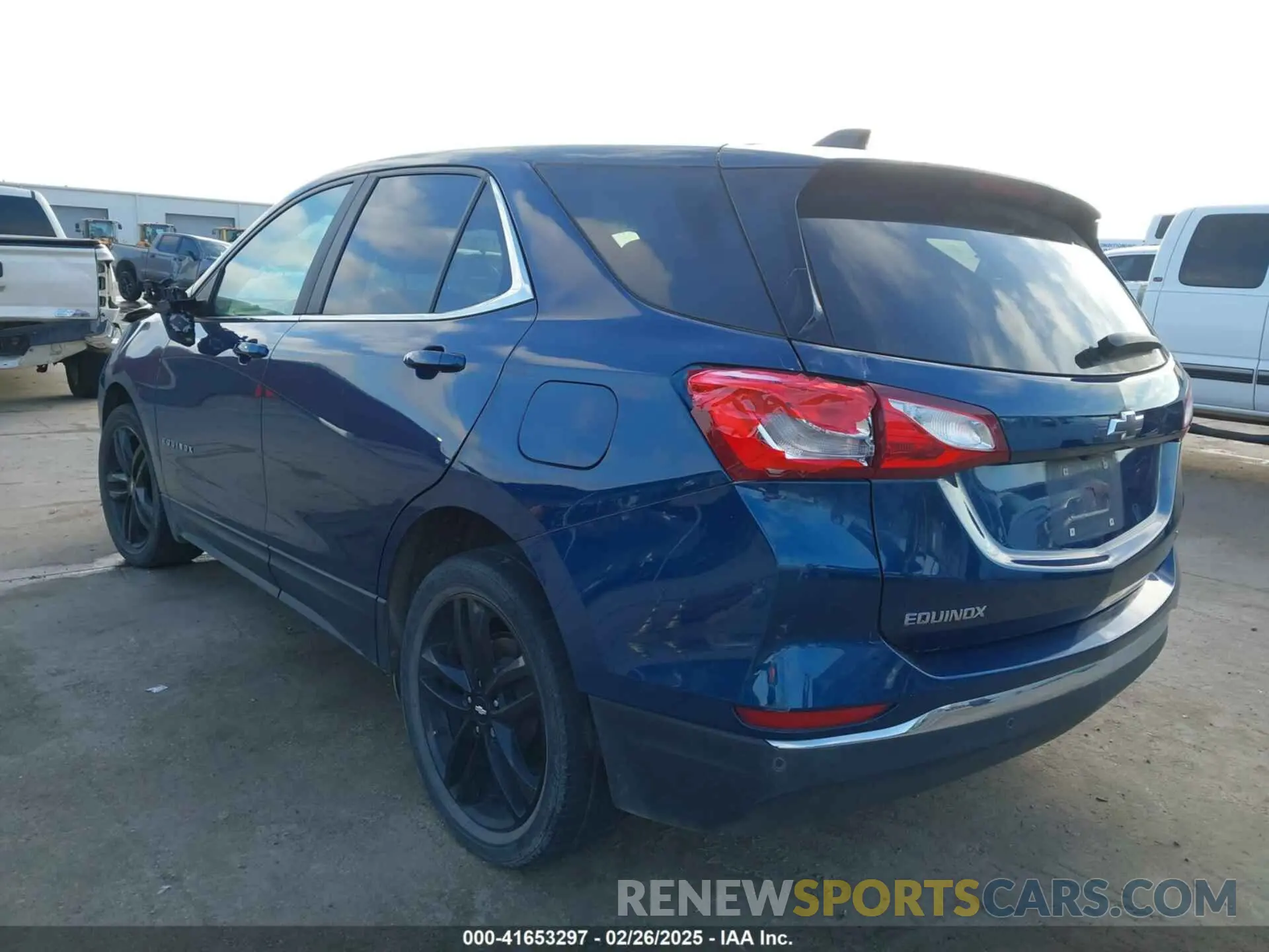 3 Photograph of a damaged car 3GNAXKEV7ML366165 CHEVROLET EQUINOX 2021