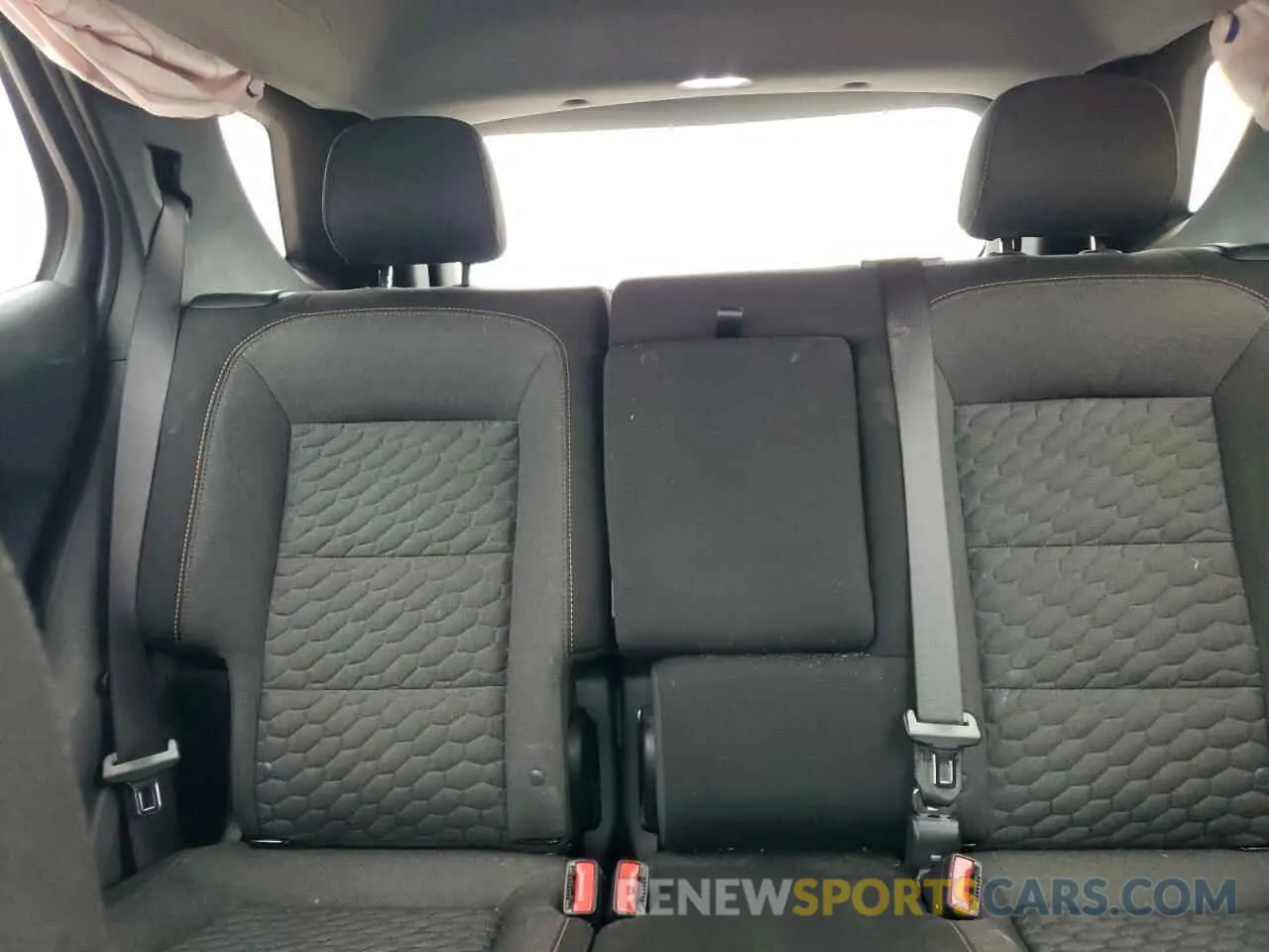 10 Photograph of a damaged car 3GNAXKEV7ML370846 CHEVROLET EQUINOX 2021