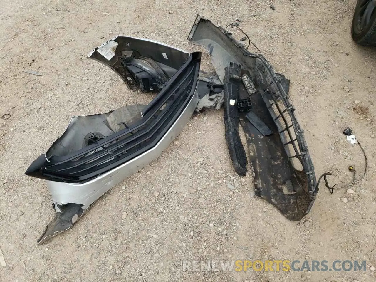 13 Photograph of a damaged car 3GNAXKEV7ML370846 CHEVROLET EQUINOX 2021