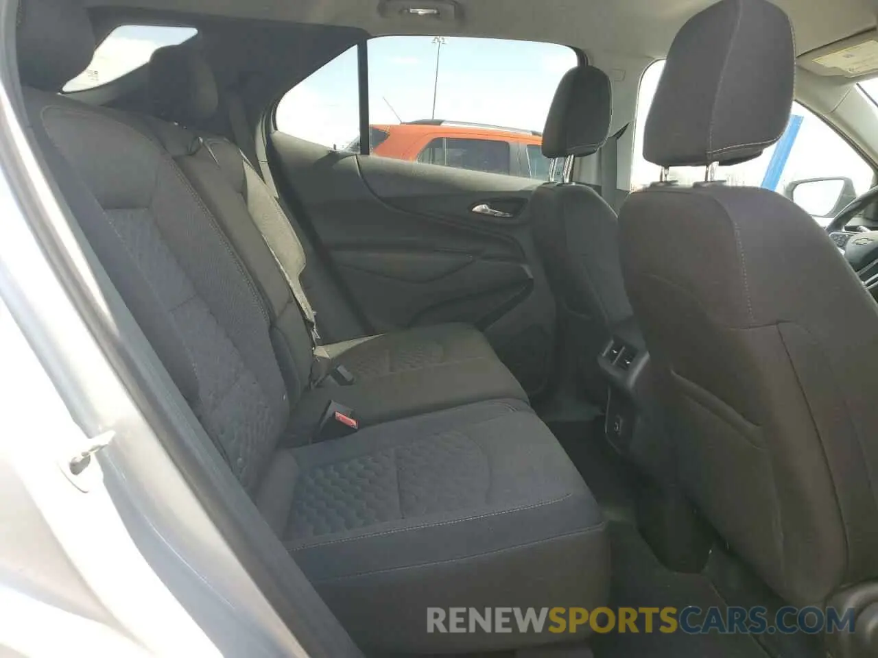 11 Photograph of a damaged car 3GNAXKEV7ML395567 CHEVROLET EQUINOX 2021