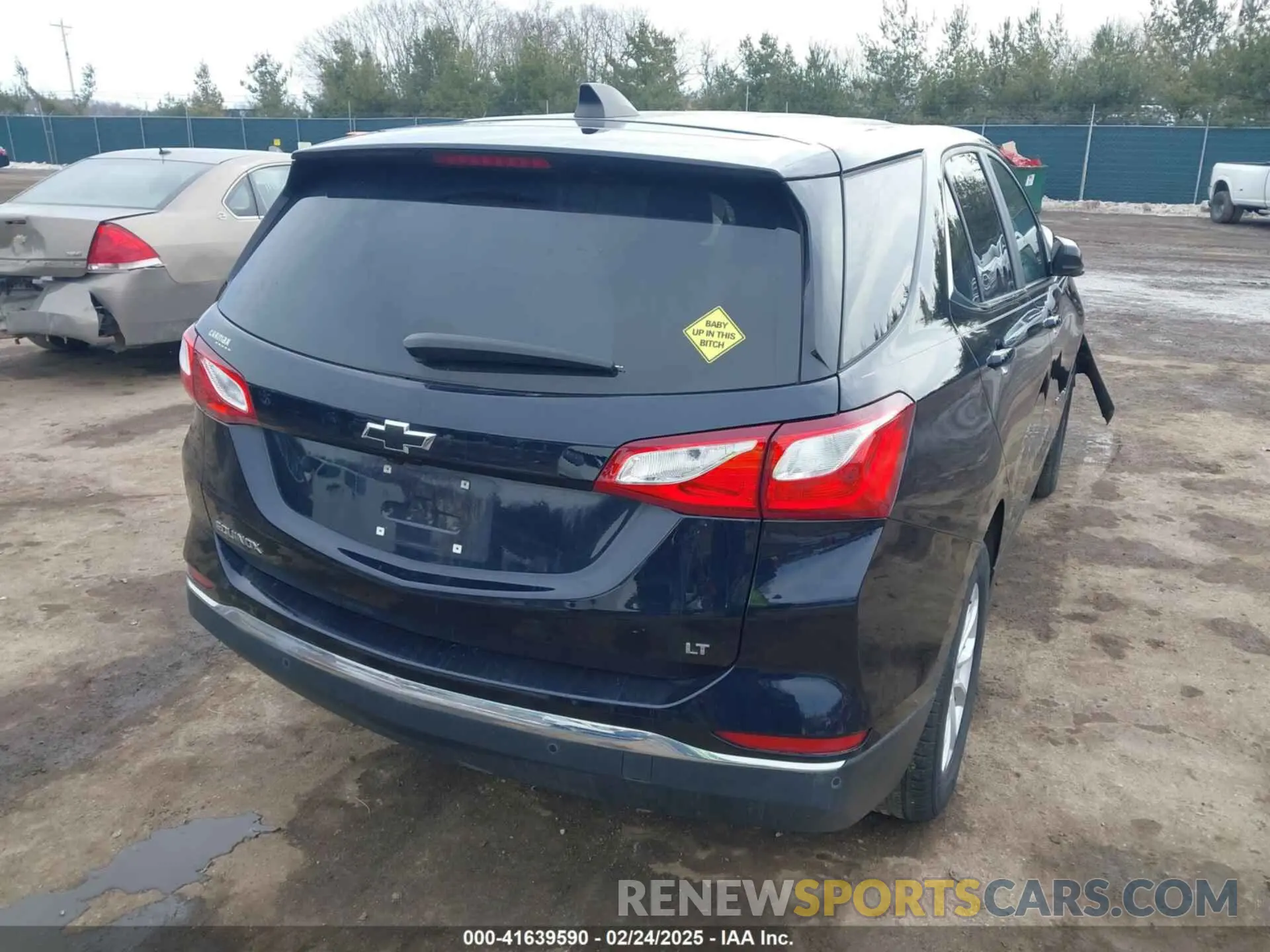 4 Photograph of a damaged car 3GNAXKEV7MS111344 CHEVROLET EQUINOX 2021