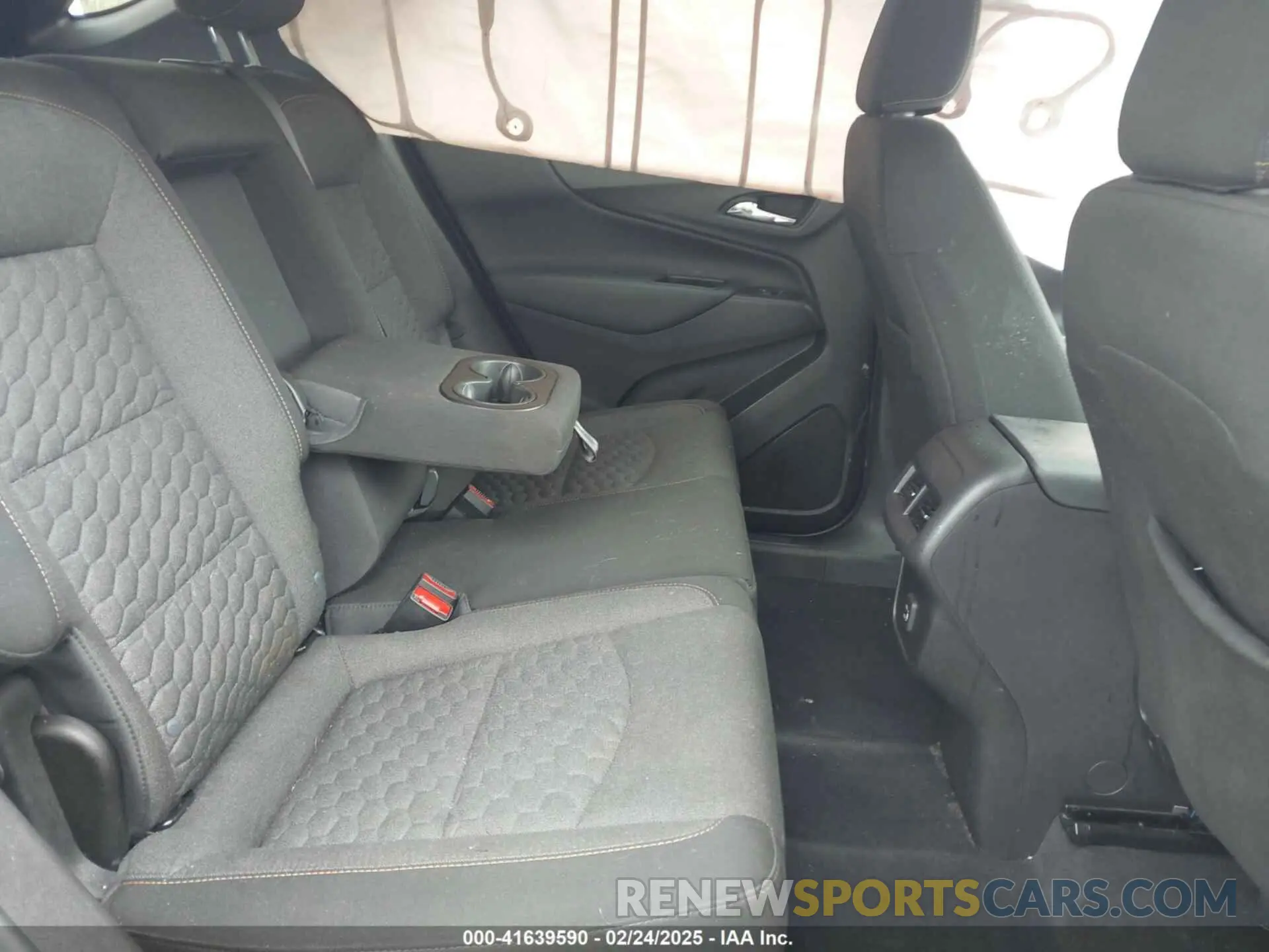 8 Photograph of a damaged car 3GNAXKEV7MS111344 CHEVROLET EQUINOX 2021