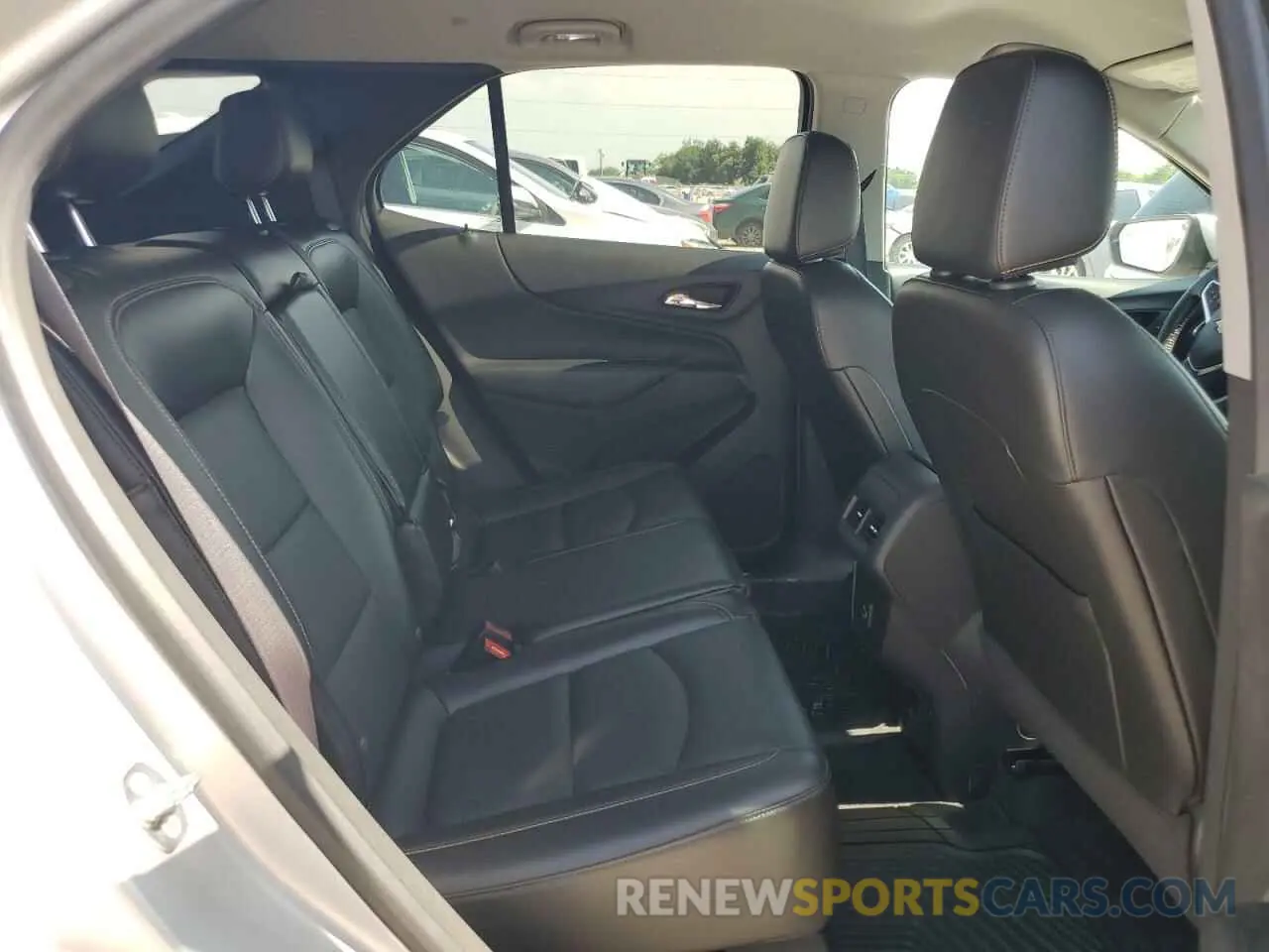 11 Photograph of a damaged car 3GNAXKEV7MS144747 CHEVROLET EQUINOX 2021