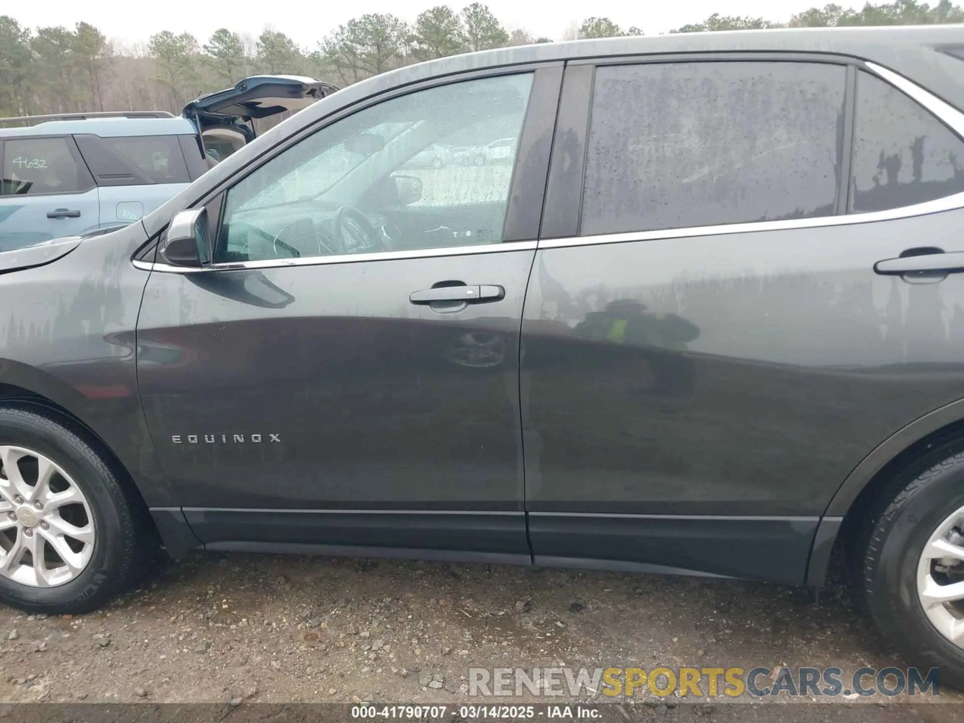 14 Photograph of a damaged car 3GNAXKEV8ML356664 CHEVROLET EQUINOX 2021