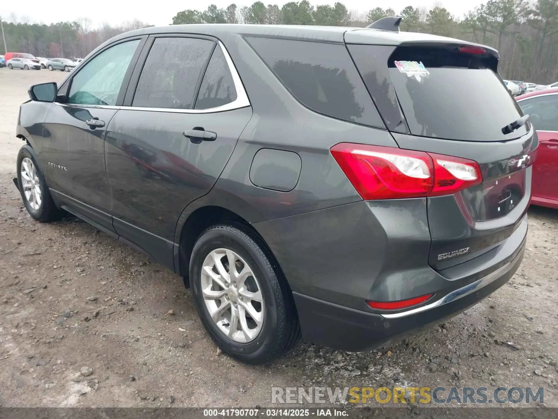 3 Photograph of a damaged car 3GNAXKEV8ML356664 CHEVROLET EQUINOX 2021