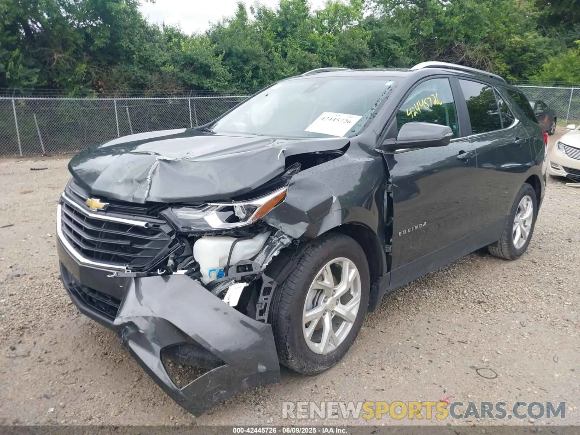 2 Photograph of a damaged car 3GNAXKEV8ML379507 CHEVROLET EQUINOX 2021