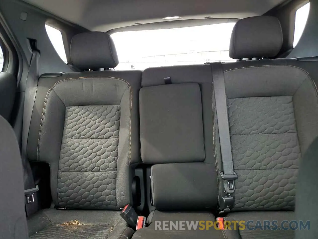 10 Photograph of a damaged car 3GNAXKEV8MS112096 CHEVROLET EQUINOX 2021