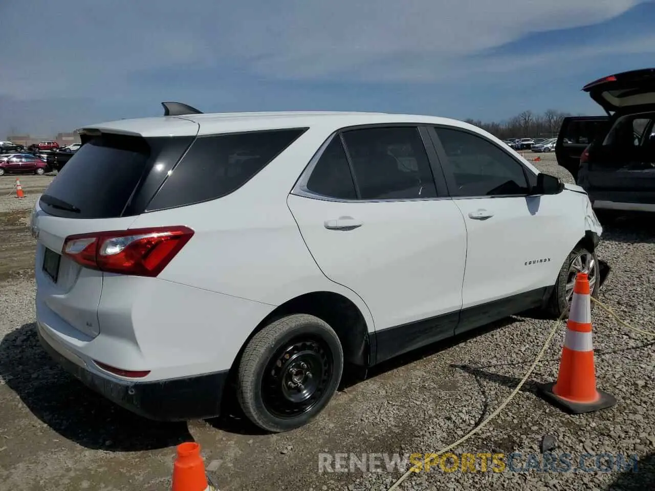 3 Photograph of a damaged car 3GNAXKEV8MS112096 CHEVROLET EQUINOX 2021