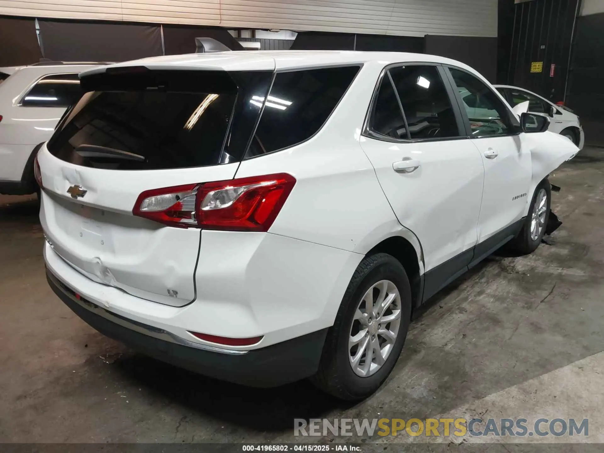 4 Photograph of a damaged car 3GNAXKEV8MS125818 CHEVROLET EQUINOX 2021