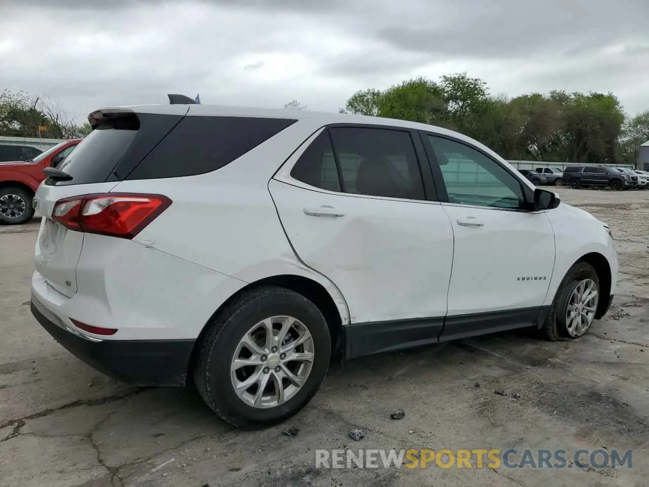 3 Photograph of a damaged car 3GNAXKEV8MS129349 CHEVROLET EQUINOX 2021