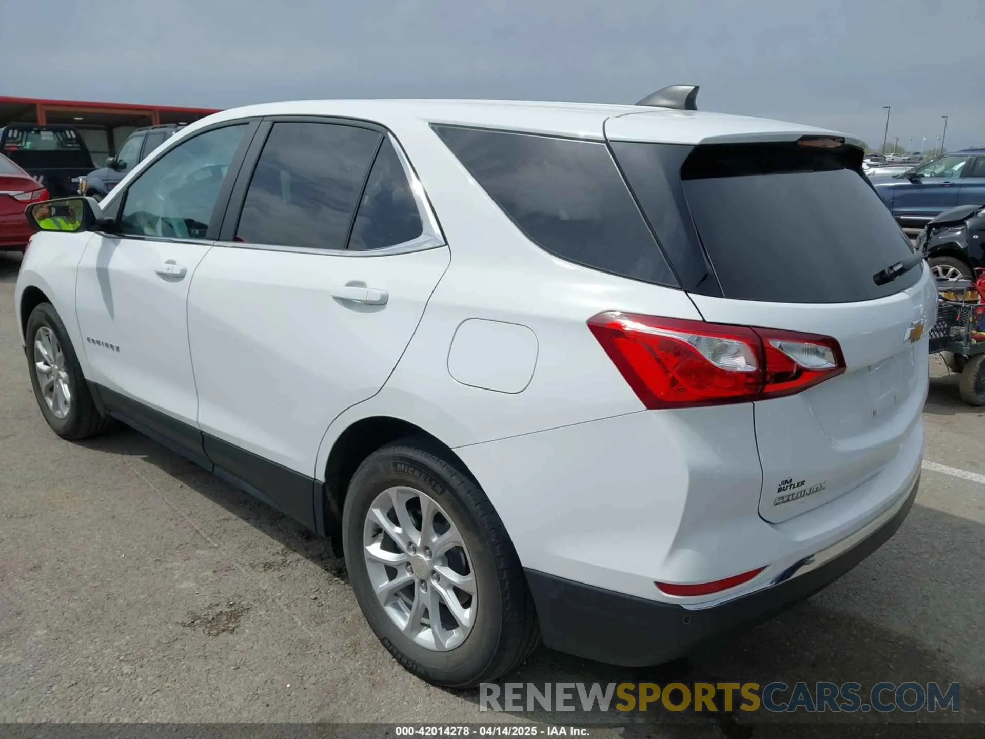 3 Photograph of a damaged car 3GNAXKEV8MS140559 CHEVROLET EQUINOX 2021