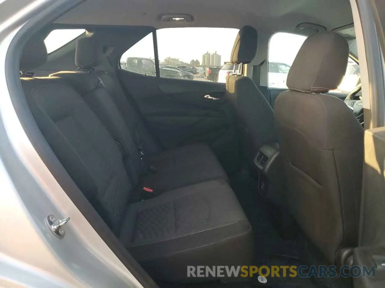 11 Photograph of a damaged car 3GNAXKEV8MS160858 CHEVROLET EQUINOX 2021