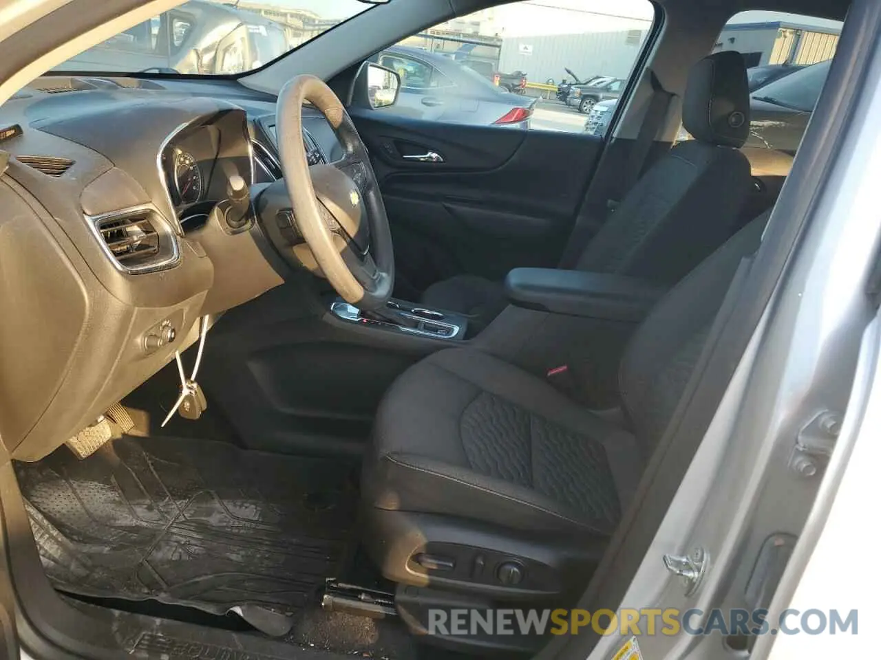 7 Photograph of a damaged car 3GNAXKEV8MS160858 CHEVROLET EQUINOX 2021