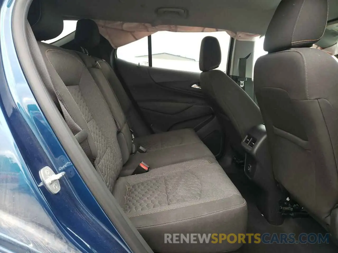 11 Photograph of a damaged car 3GNAXKEV9ML343373 CHEVROLET EQUINOX 2021