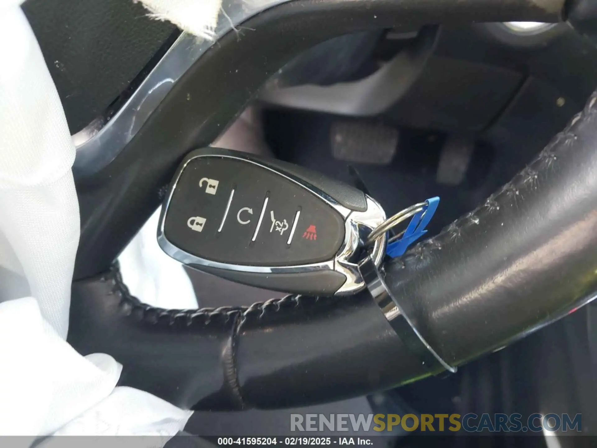 11 Photograph of a damaged car 3GNAXKEV9ML390984 CHEVROLET EQUINOX 2021