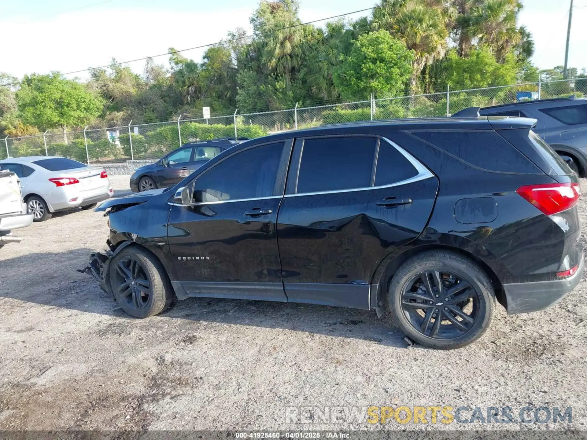 14 Photograph of a damaged car 3GNAXKEVXML335783 CHEVROLET EQUINOX 2021