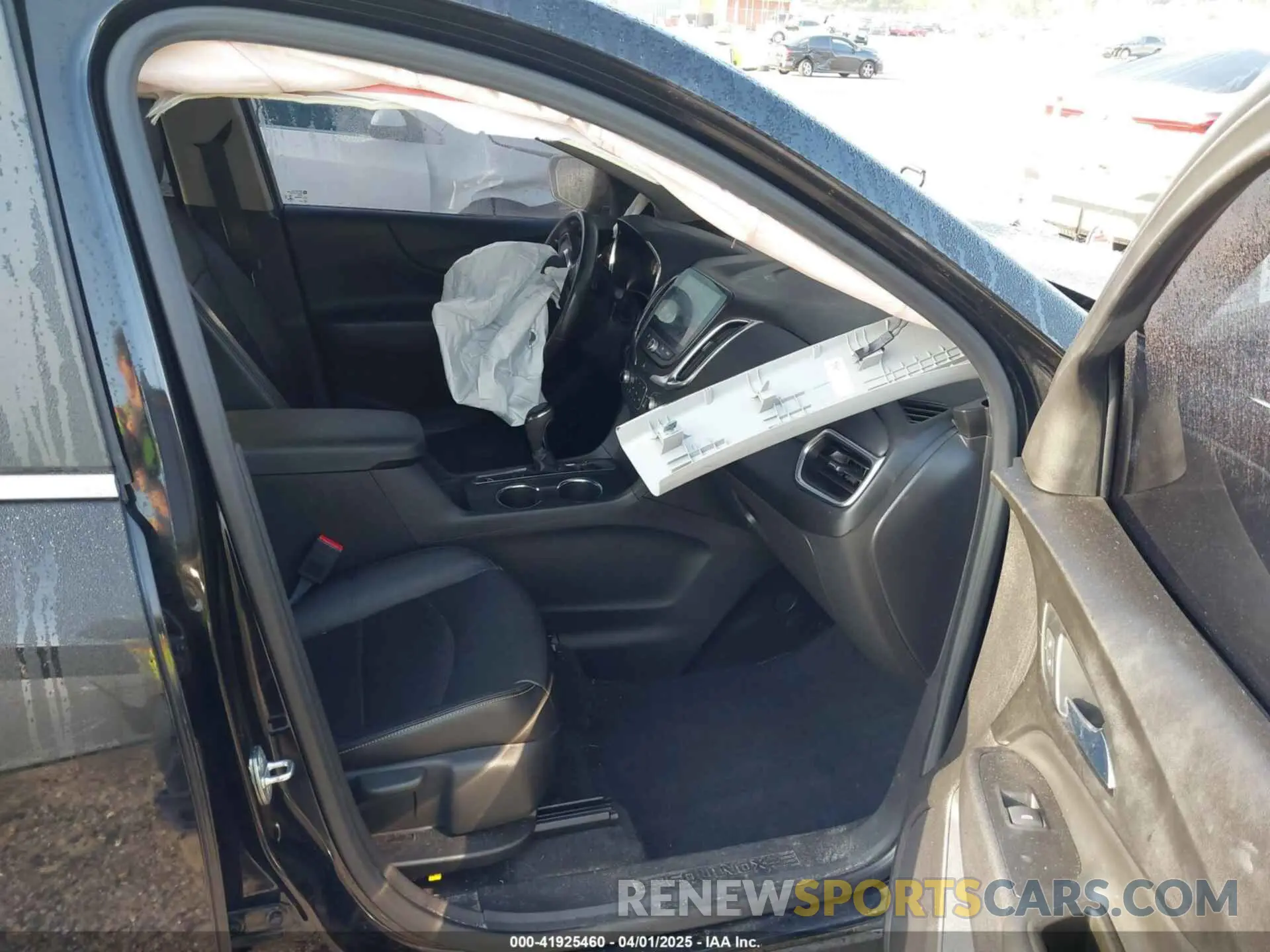 5 Photograph of a damaged car 3GNAXKEVXML335783 CHEVROLET EQUINOX 2021