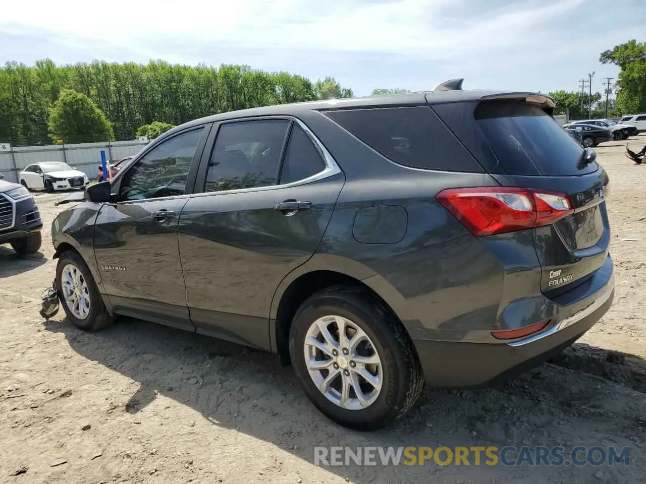 2 Photograph of a damaged car 3GNAXKEVXML343723 CHEVROLET EQUINOX 2021