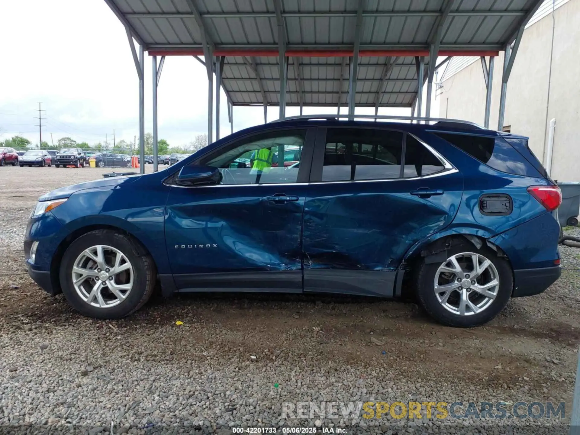 14 Photograph of a damaged car 3GNAXKEVXML350994 CHEVROLET EQUINOX 2021