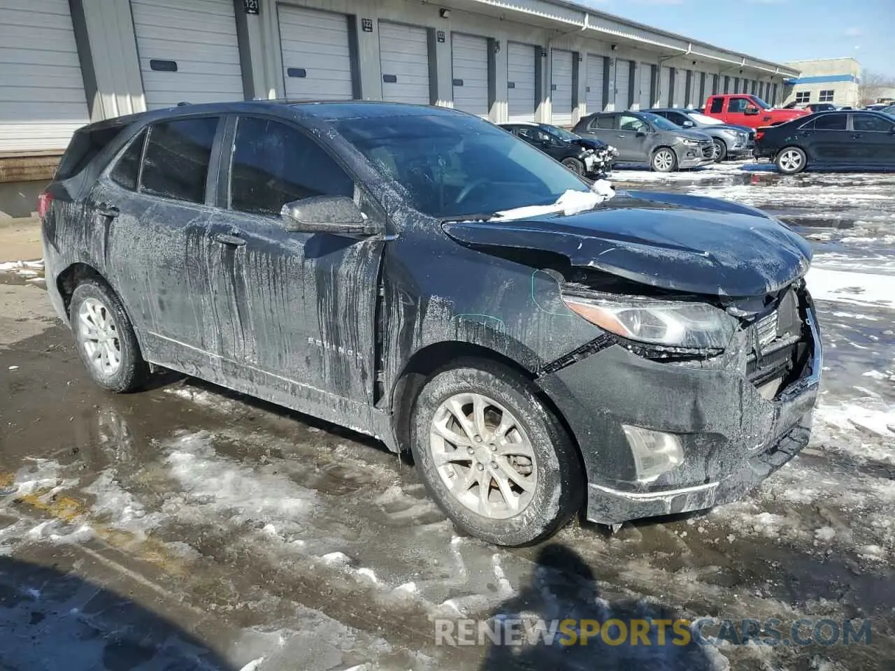 4 Photograph of a damaged car 3GNAXKEVXML371392 CHEVROLET EQUINOX 2021