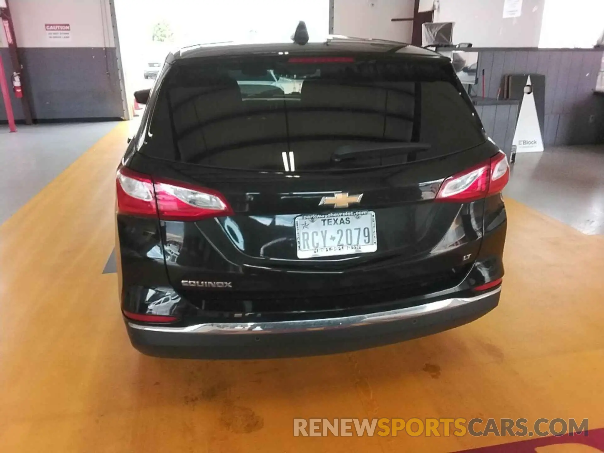 3 Photograph of a damaged car 3GNAXKEVXML398544 CHEVROLET EQUINOX 2021