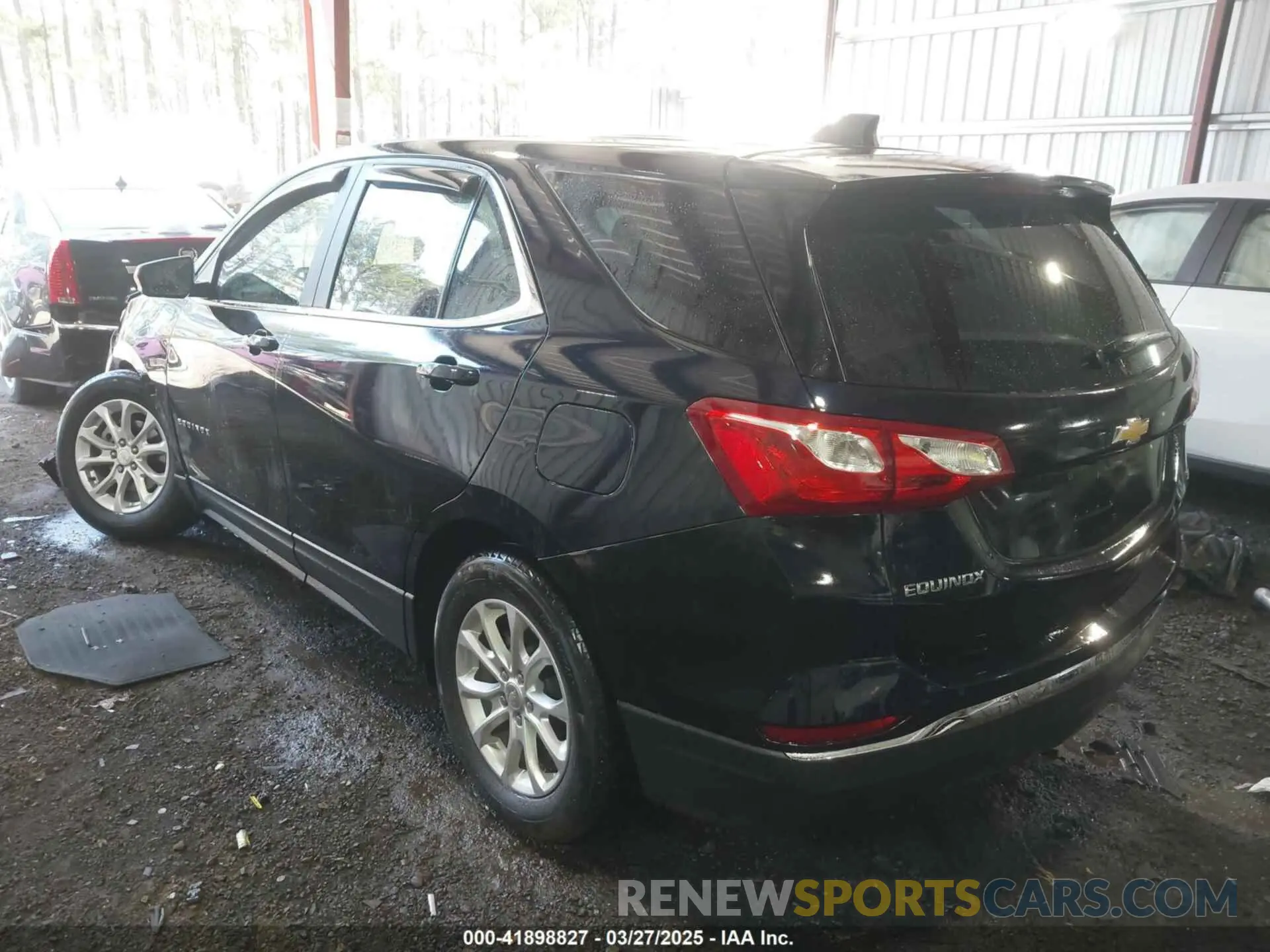 3 Photograph of a damaged car 3GNAXKEVXMS125514 CHEVROLET EQUINOX 2021