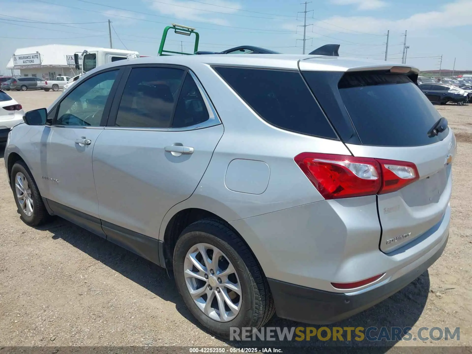3 Photograph of a damaged car 3GNAXKEVXMS172106 CHEVROLET EQUINOX 2021