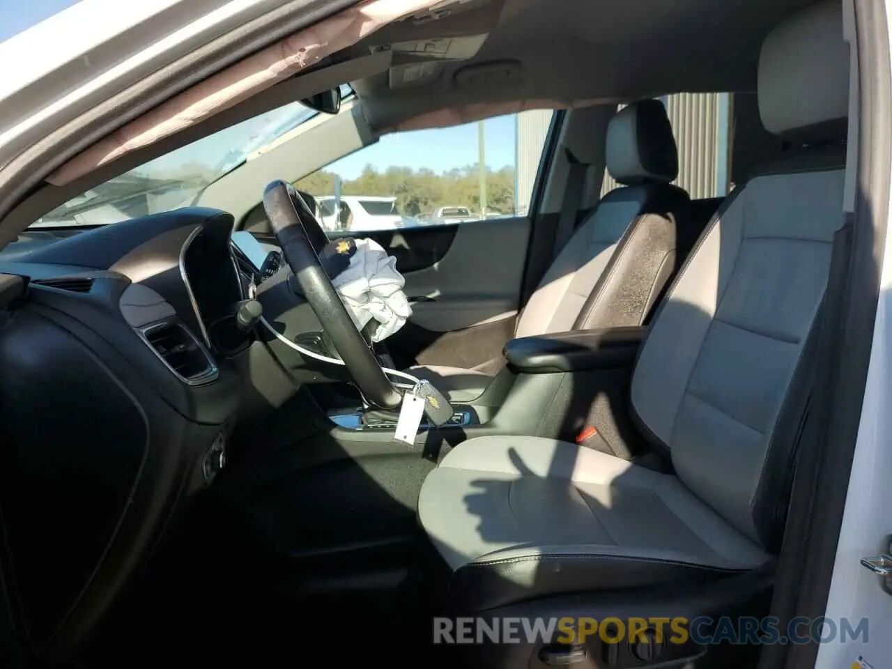 7 Photograph of a damaged car 3GNAXNEV4MS145582 CHEVROLET EQUINOX 2021