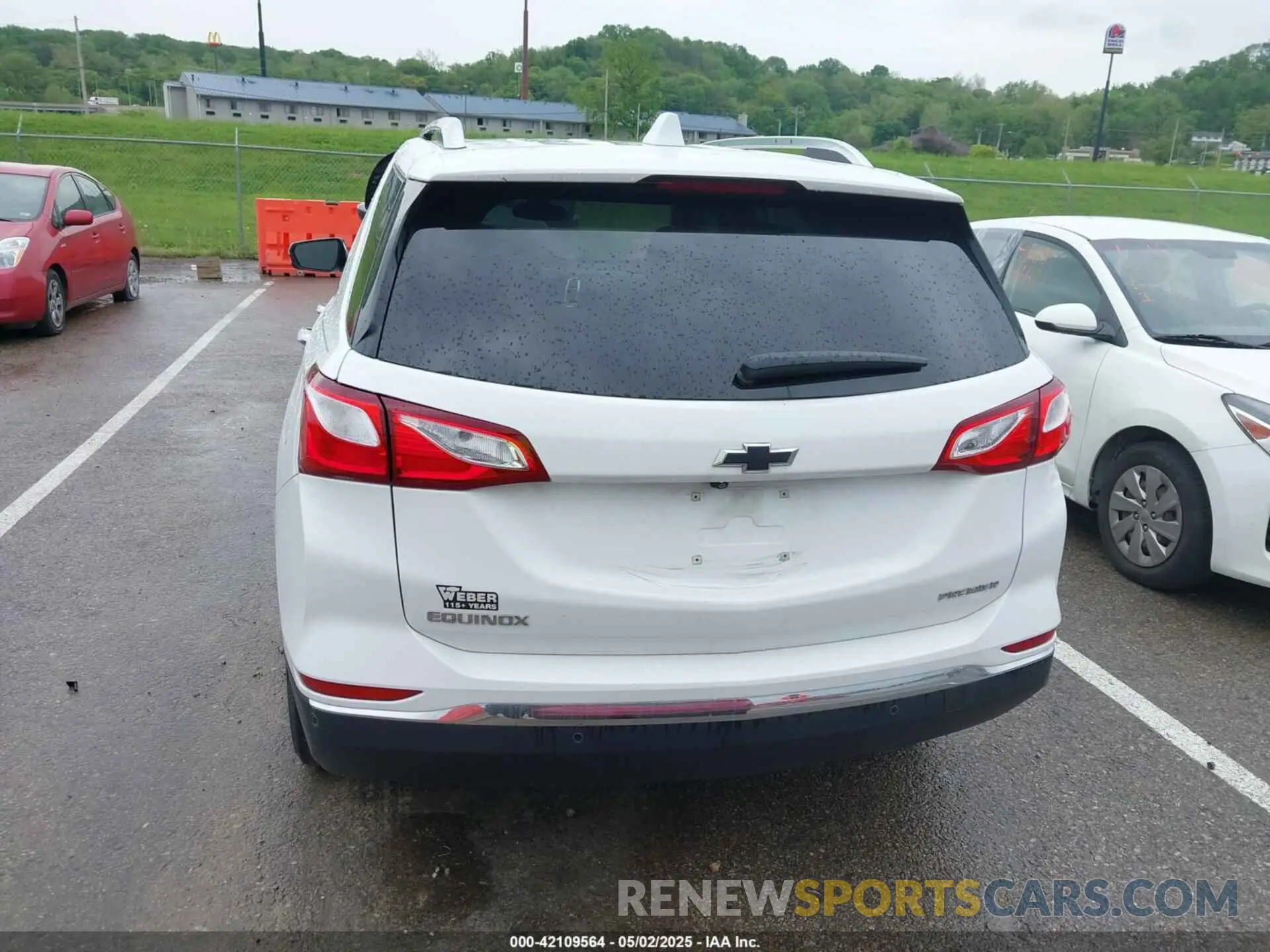 16 Photograph of a damaged car 3GNAXNEV5MS160043 CHEVROLET EQUINOX 2021