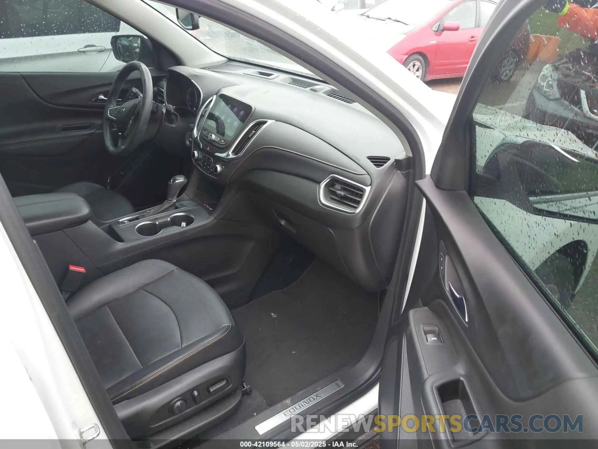 5 Photograph of a damaged car 3GNAXNEV5MS160043 CHEVROLET EQUINOX 2021