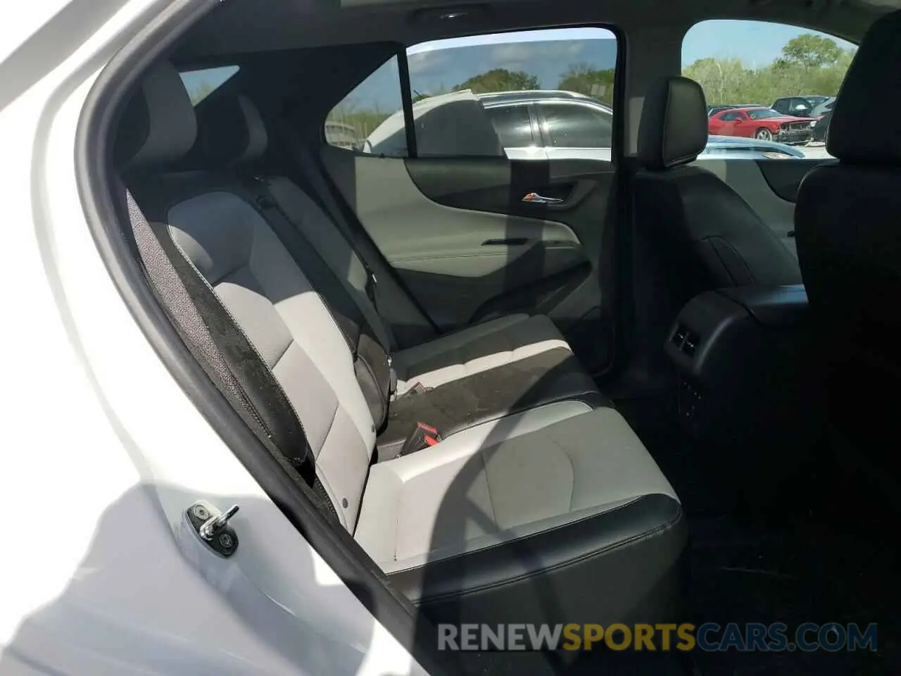 11 Photograph of a damaged car 3GNAXNEV7MS158746 CHEVROLET EQUINOX 2021