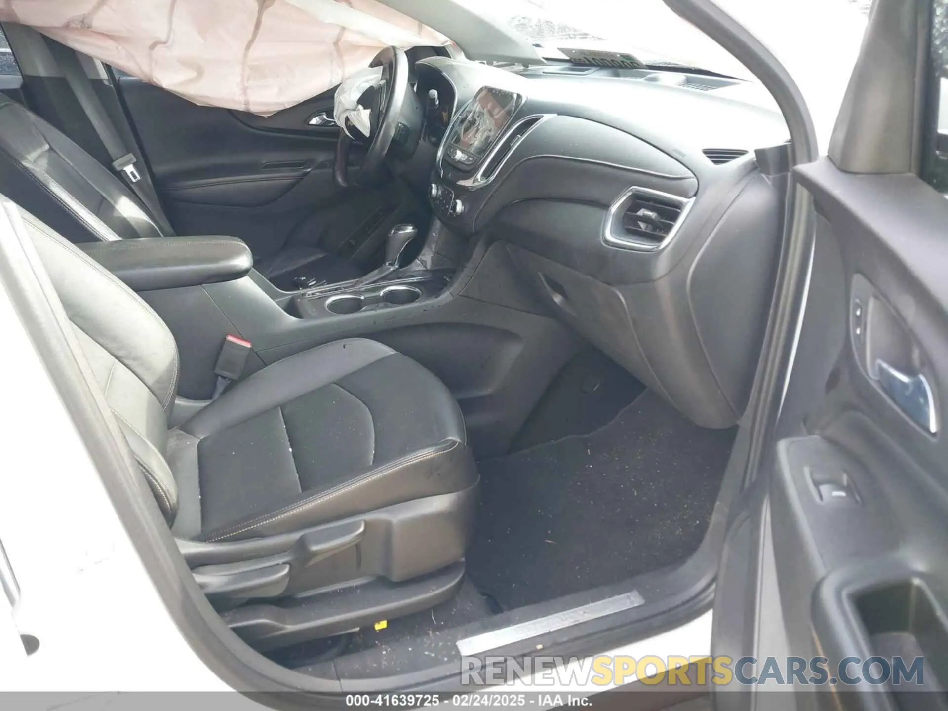 5 Photograph of a damaged car 3GNAXNEV8MS176267 CHEVROLET EQUINOX 2021
