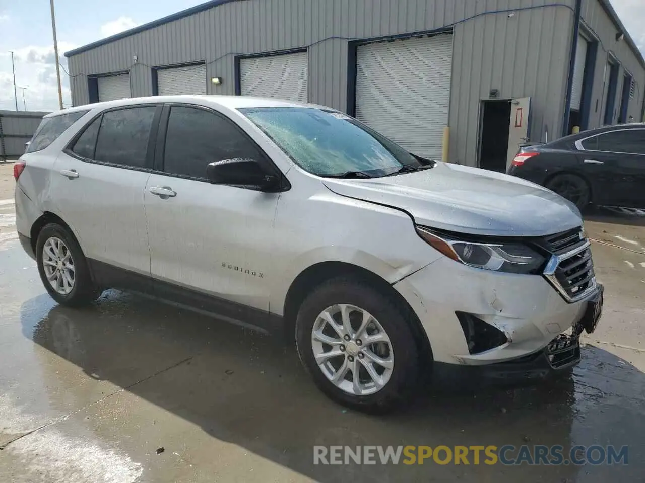 4 Photograph of a damaged car 3GNAXSEV0MS110973 CHEVROLET EQUINOX 2021