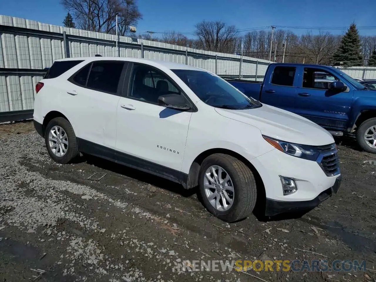 4 Photograph of a damaged car 3GNAXSEV0MS166170 CHEVROLET EQUINOX 2021
