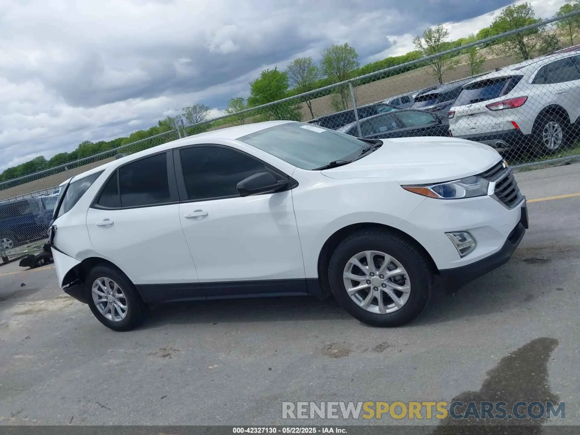 13 Photograph of a damaged car 3GNAXSEV2MS155493 CHEVROLET EQUINOX 2021